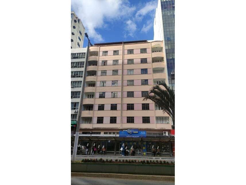 Apartamento em leilão em Juiz De Fora - MG — Apartamento à venda em leilão