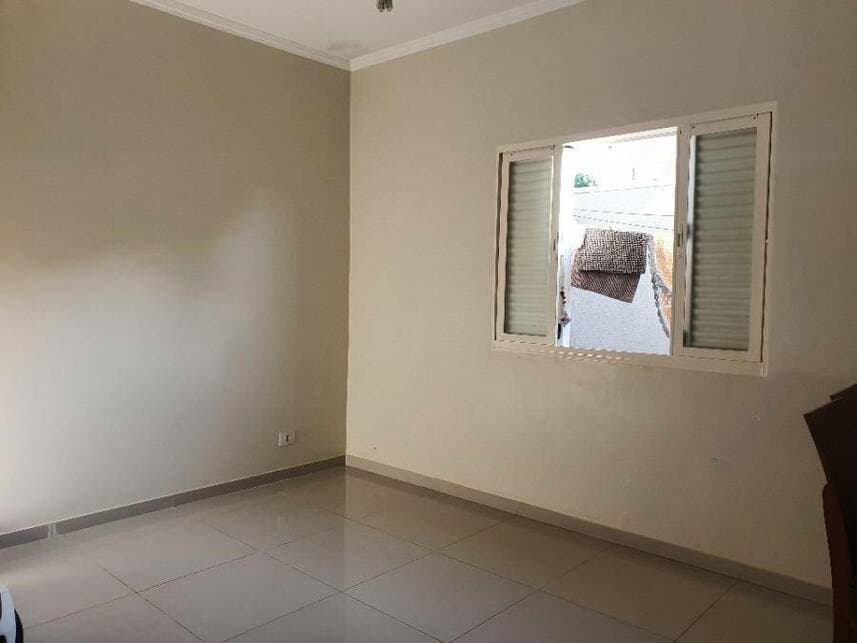 Foto 9 de 12: Casa em leilão em Ourinhos - SP — Casa à venda em leilão