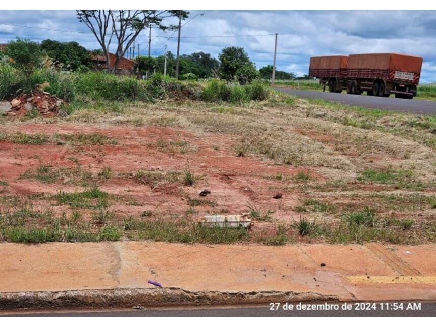 Terreno em leilão em Piacatu - SP — Terreno à venda em leilão