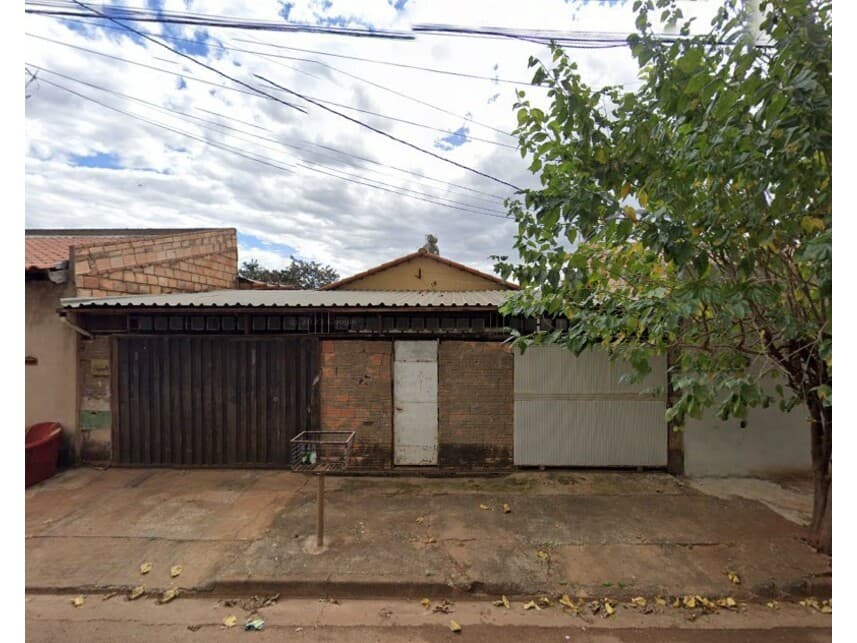 Casa em leilão em Uberaba - MG — Casa à venda em leilão