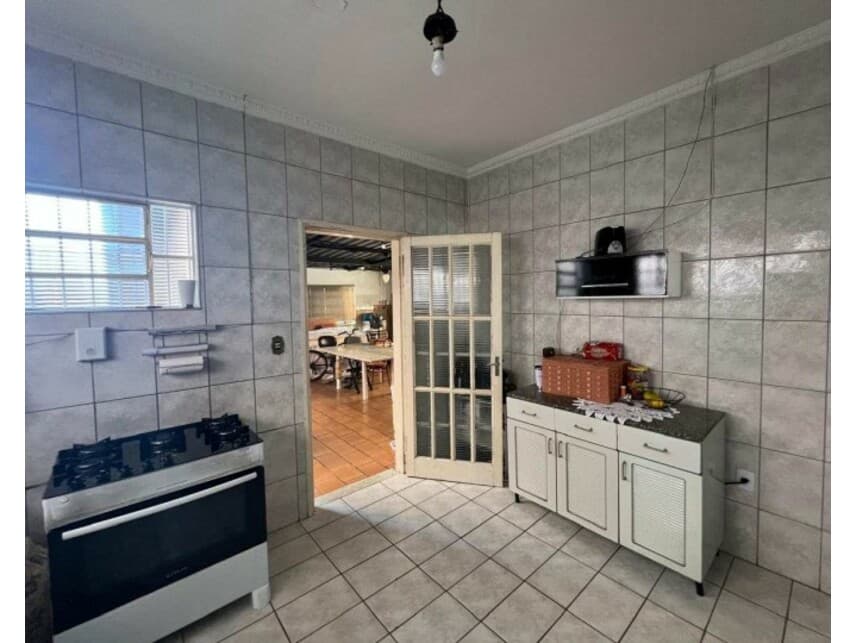 Foto 9 de 19: Casa em leilão em Campinas - SP — Casas à venda em leilão