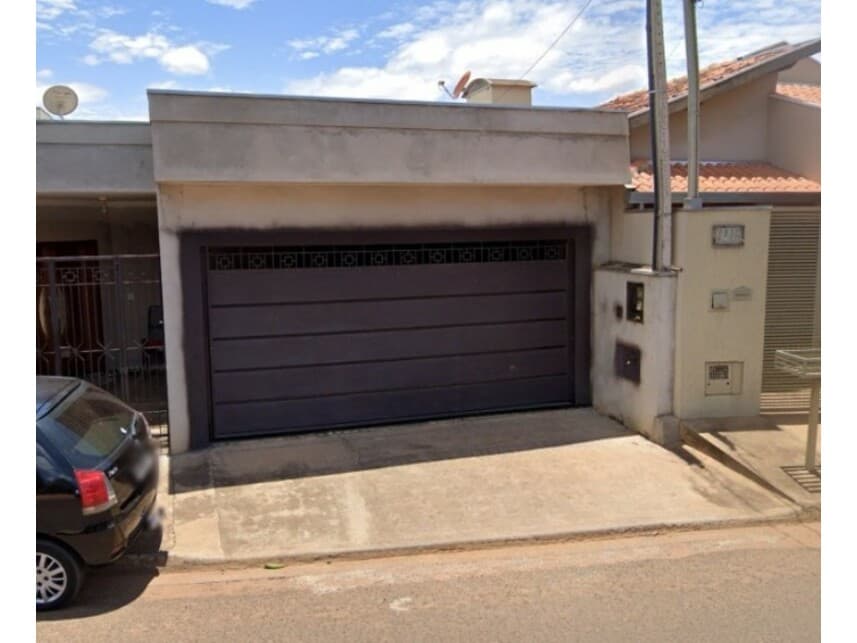 Foto 1 de 11: Casa em leilão em Novo Horizonte - SP — Casa à venda em leilão