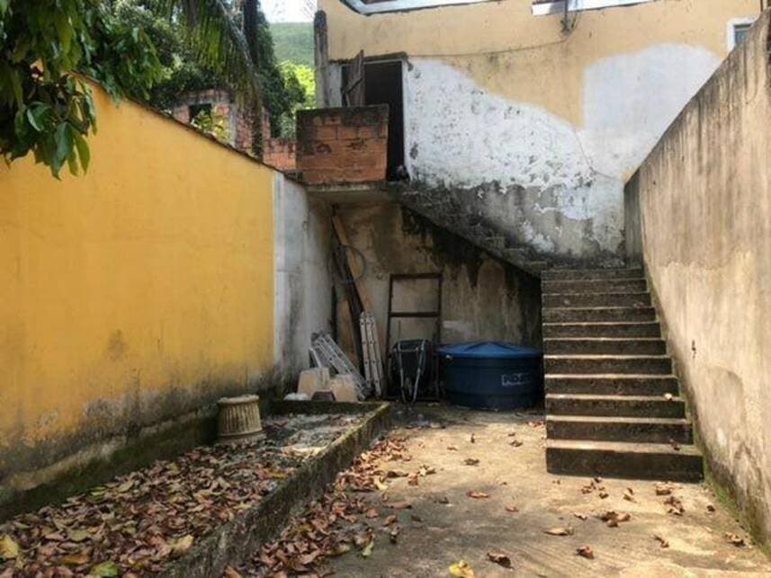 Foto 37 de 37: Casa em leilão em Magé - RJ — Casa à venda em leilão