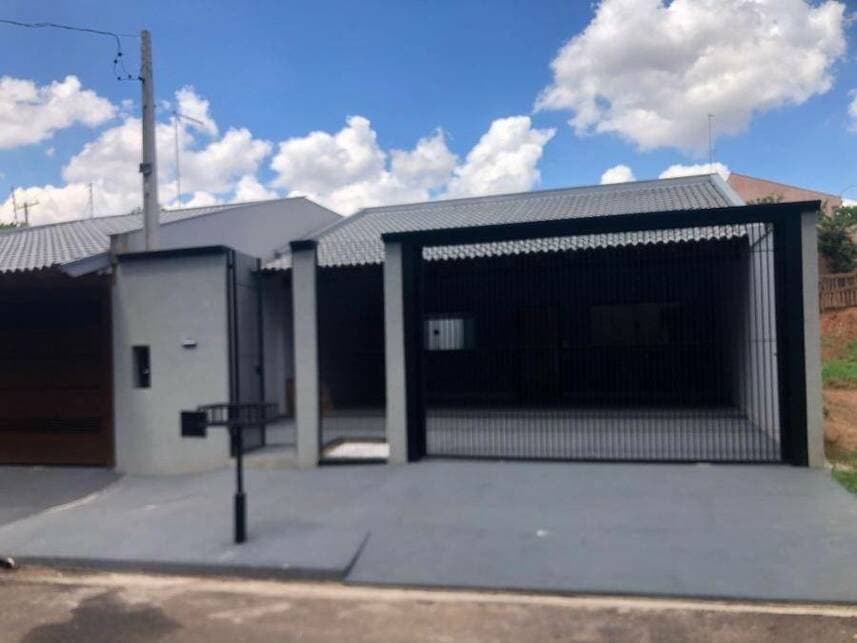Casa em leilão em Matão - SP — Casa à venda em leilão
