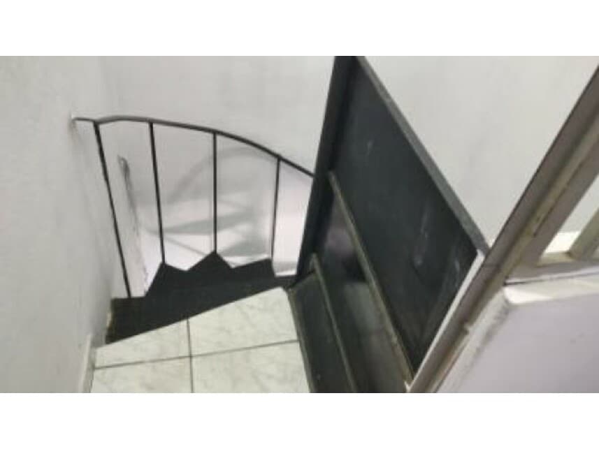 Foto 6 de 10: Casa em leilão em Guaratinguetá - SP — Casa e Terreno à venda em leilão