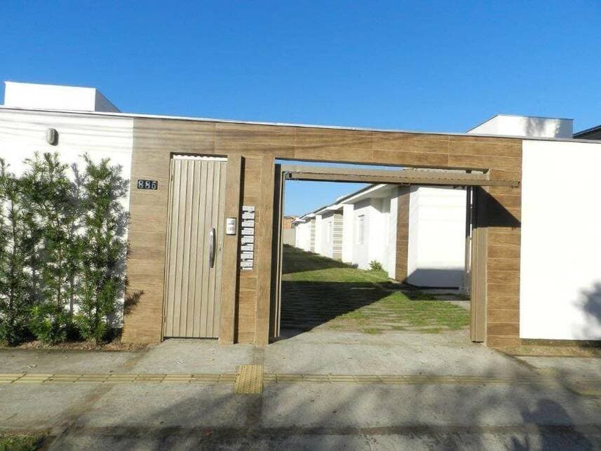 Foto 3 de 17: Casa em leilão em Canoas - RS — Casa à venda em leilão