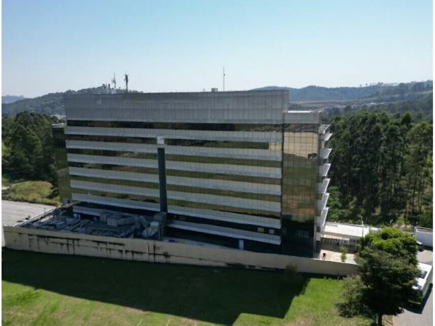 Foto 9 de 11: Comercial em leilão em Santana De Parnaíba - SP — Prédio Comercial à venda
