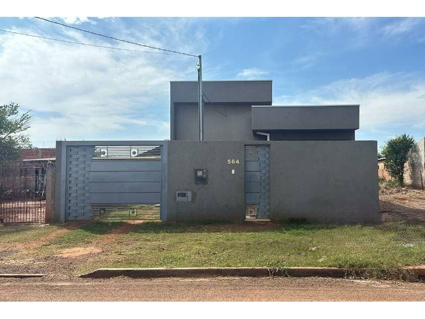 Foto 1 de 13: Casa em leilão em Sidrolândia - MS — Casa à venda em leilão
