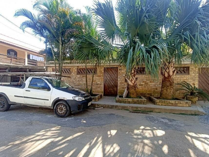 Foto 1 de 37: Casa em leilão em Magé - RJ — Casa à venda em leilão