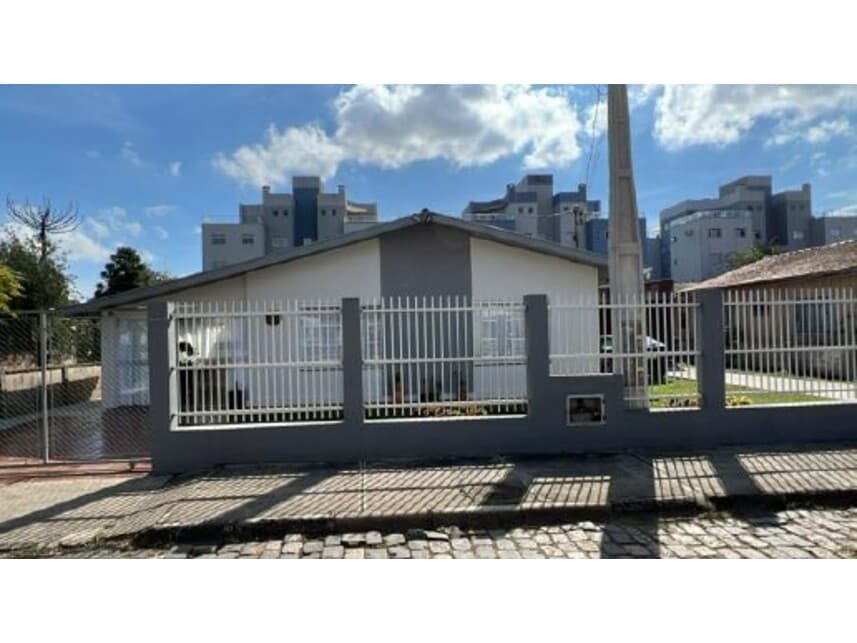 Casa em leilão em Canoinhas - SC — Casa à venda em leilão