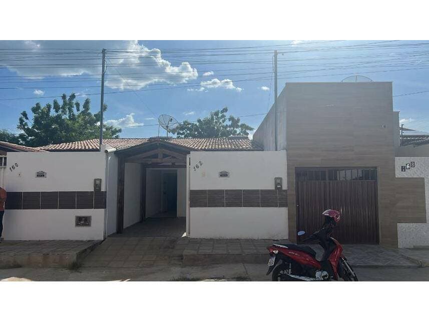 Foto 3 de 12: Casa em leilão em Patos - PB — Casa à venda em leilão