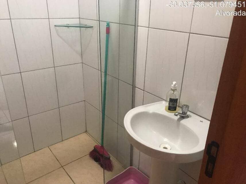 Foto 4 de 6: Casa em leilão em Alvorada - RS — Casa à venda em leilão