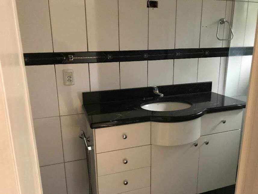 Foto 11 de 23: Casa em leilão em Estrela - RS — Casa à venda em leilão