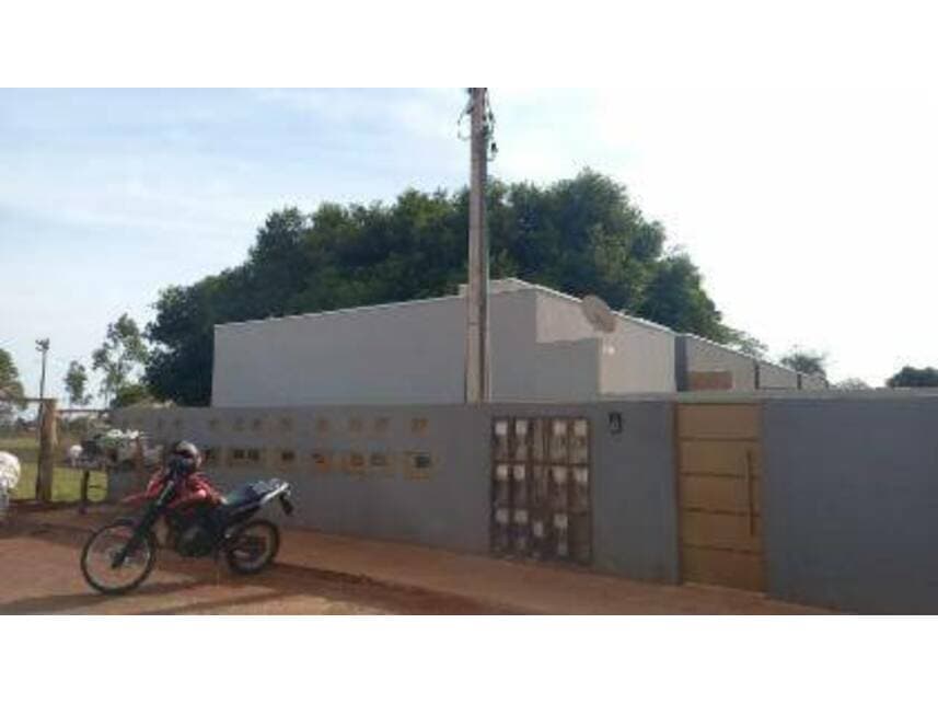 Foto 1 de 3: Casa em leilão em Sidrolândia - MS — Casa à venda em leilão