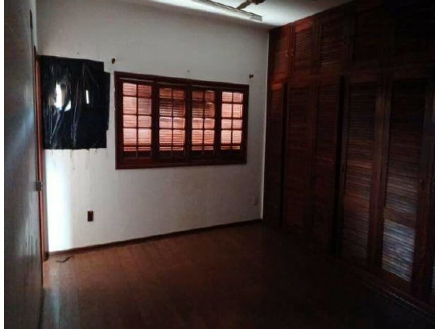 Foto 6 de 14: Comercial em leilão em Orlândia - SP — Residencial / Comercial à venda em leilão