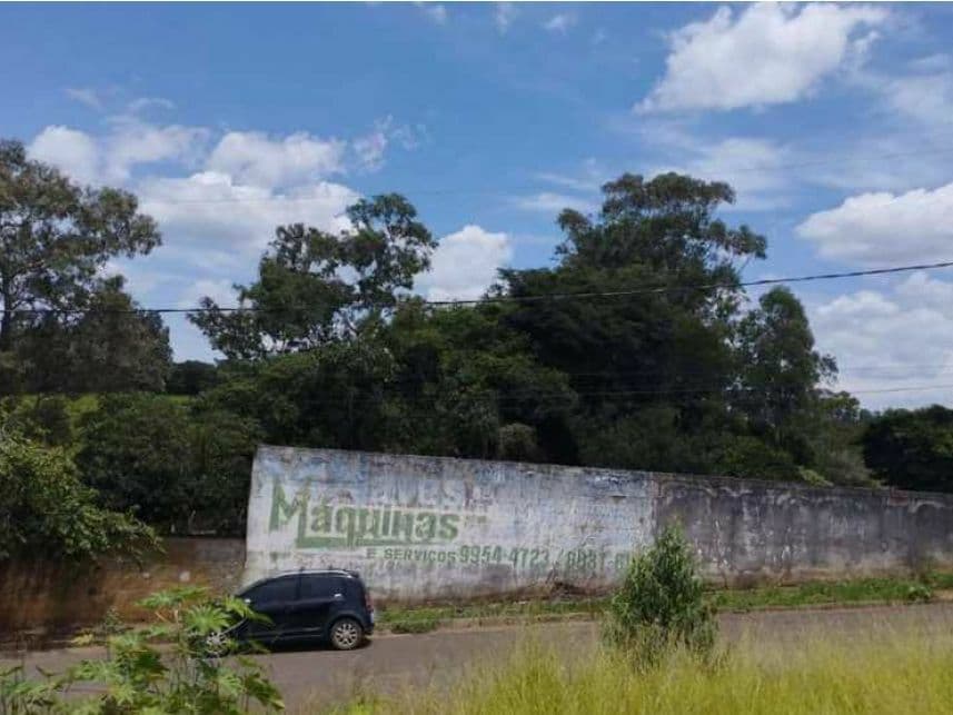 Terreno em leilão em Coqueiral - MG — Terreno à venda em leilão