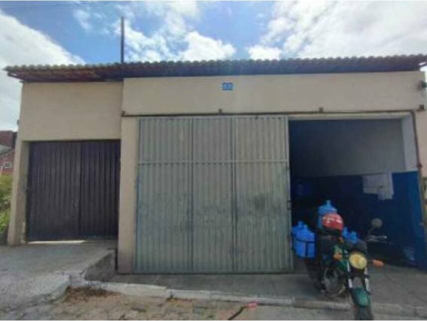 Foto 1 de 4: Casa em leilão em Acari - RN — Casa à venda em leilão
