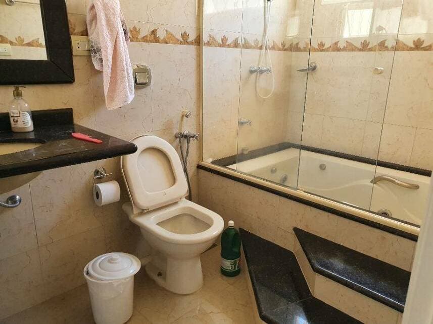 Foto 9 de 15: Casa em leilão em Ourinhos - SP — Casa à venda em leilão