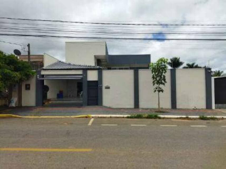 Foto 1 de 19: Casa em leilão em Sorriso - MT — Casa à venda em leilão