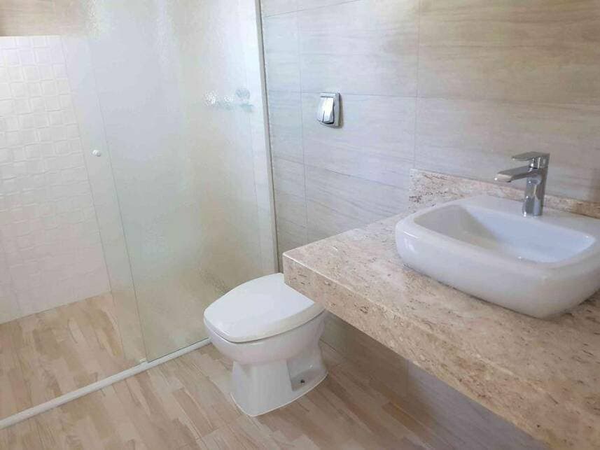 Foto 9 de 16: Casa em leilão em Foz Do Iguaçu - PR — Casa à venda em leilão