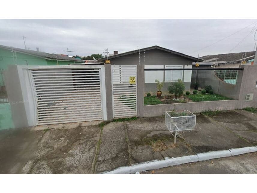 Casa em leilão em Esteio - RS — Casa à venda em leilão