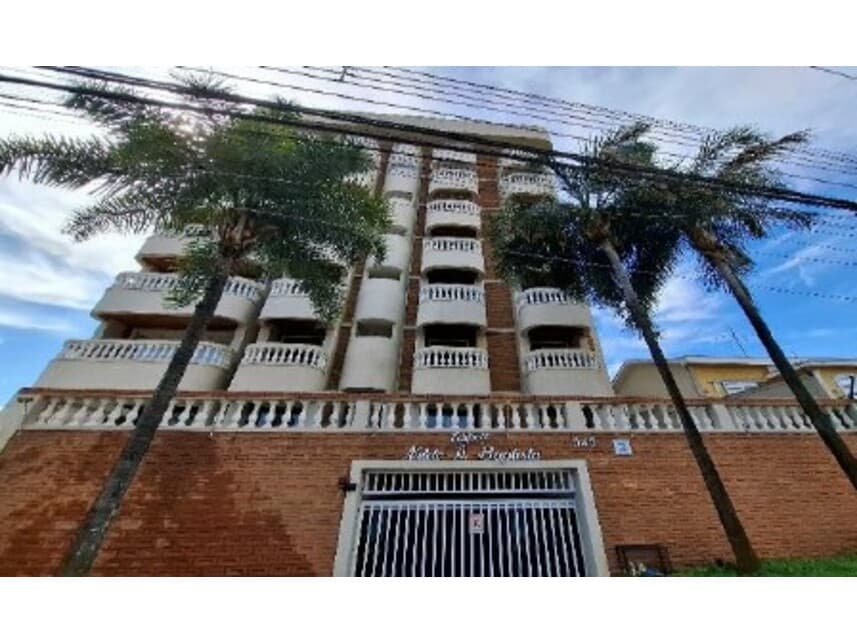 Apartamento em leilão em Valinhos - SP — Apartamento Duplex à venda em leilão