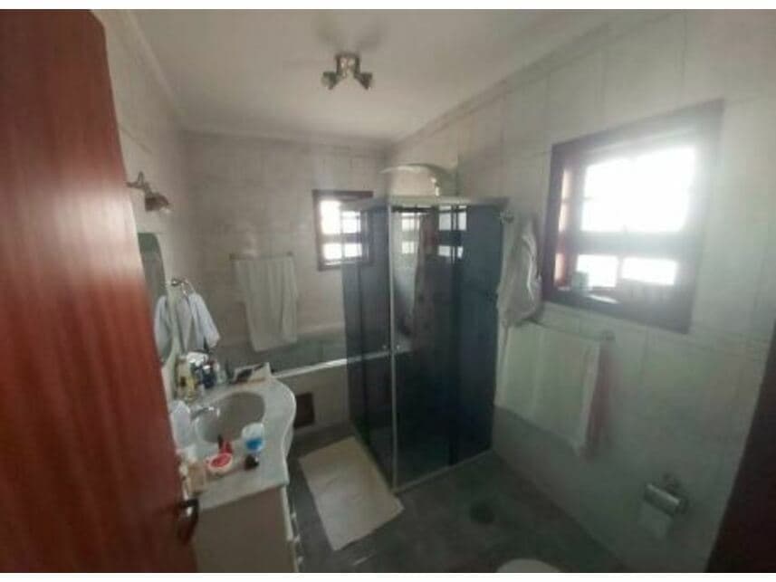 Foto 15 de 25: Casa em leilão em Cotia - SP — Casa à venda em leilão