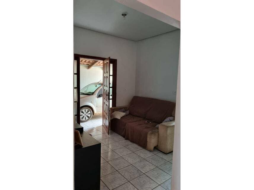 Foto 5 de 15: Casa em leilão em Iporá - GO — Casa à venda em leilão