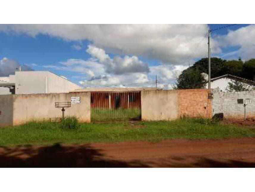 Foto 2 de 14: Casa em leilão em São Gabriel Do Oeste - MS — Casa à venda em leilão