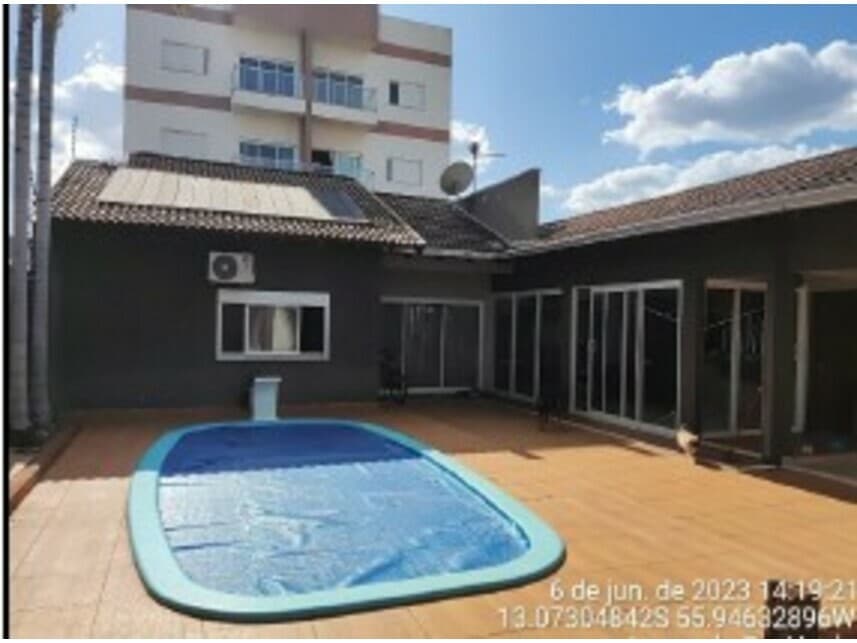 Foto 3 de 10: Casa em leilão em Lucas Do Rio Verde - MT — Casa à venda em leilão