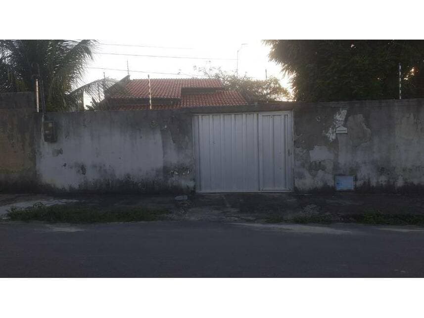 Foto 1 de 17: Casa em leilão em Horizonte - CE — Casa à venda em leilão