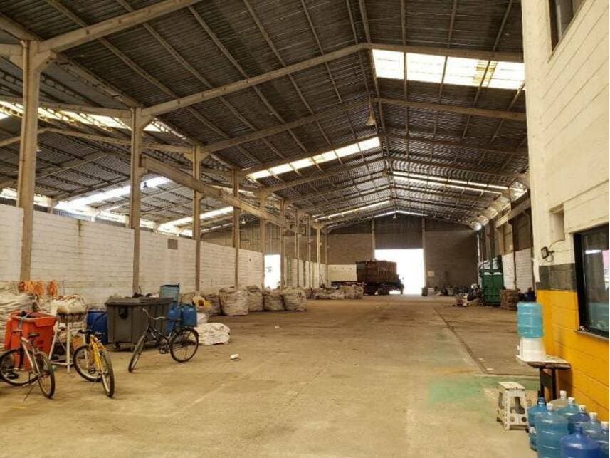 Foto 7 de 9: Comercial em leilão em Macaé - RJ — Galpão à venda em leilão
