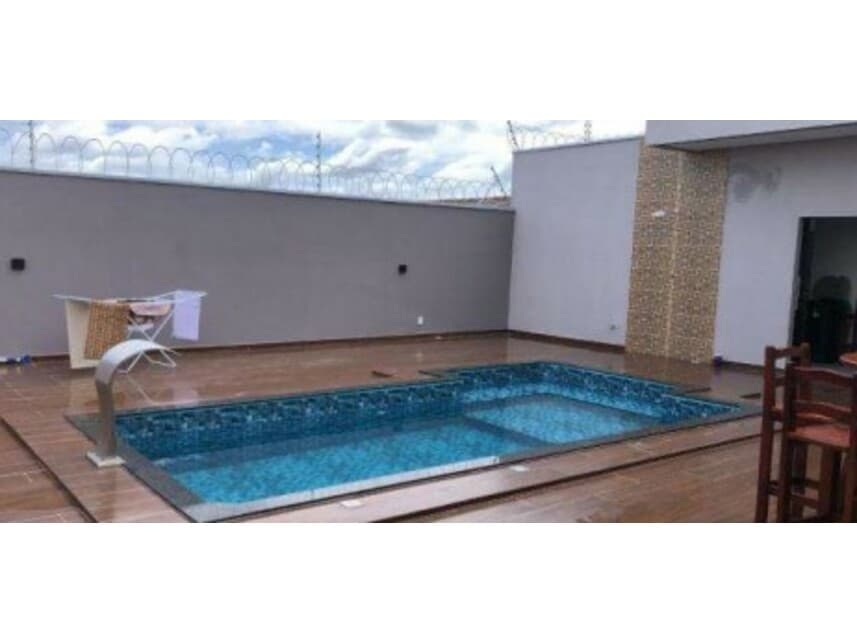 Foto 15 de 18: Casa em leilão em Ariquemes - RO — Casa à venda em leilão