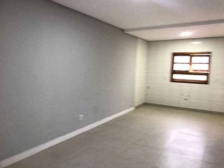 Foto 7 de 11: Casa em leilão em Canoas - RS — Casa à venda em leilão