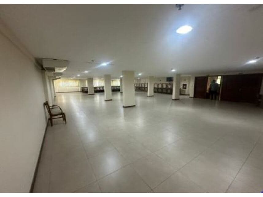 Foto 2 de 36: Comercial em leilão em Arraial Do Cabo - RJ — Prédio Comercial à venda em leilão