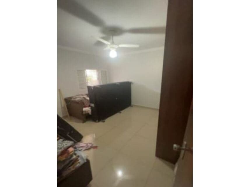 Foto 11 de 18: Casa em leilão em Uberaba - MG — Casa à venda em leilão