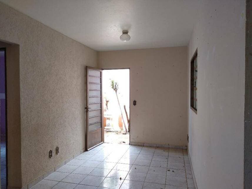 Foto 5 de 15: Casa em leilão em Itirapina - SP — Casa à venda em leilão