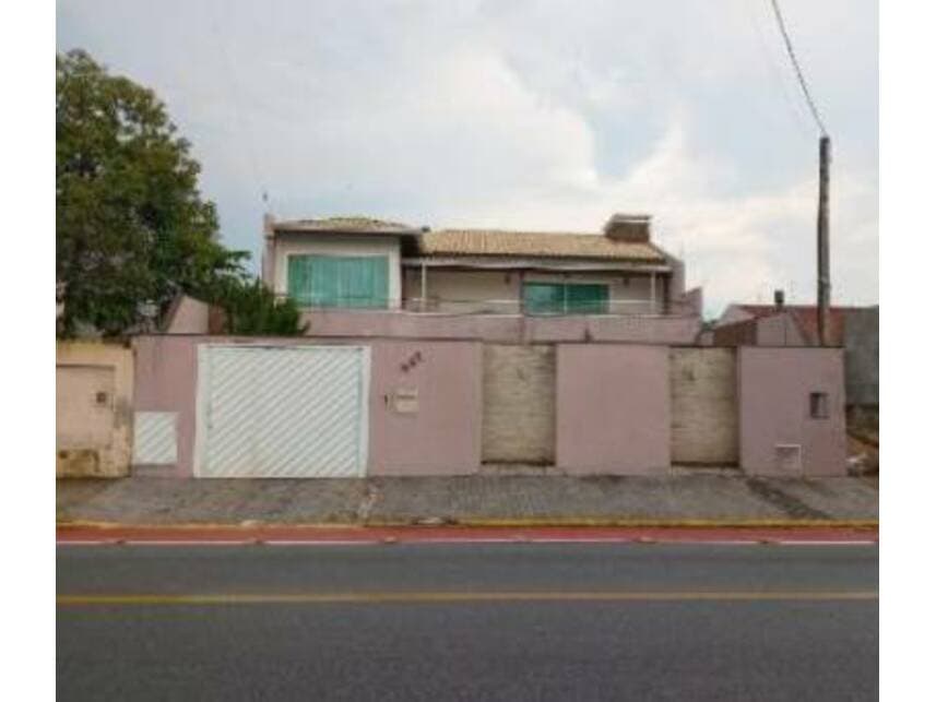Foto 1 de 3: Casa em leilão em Camboriú - SC — Casa à venda em leilão