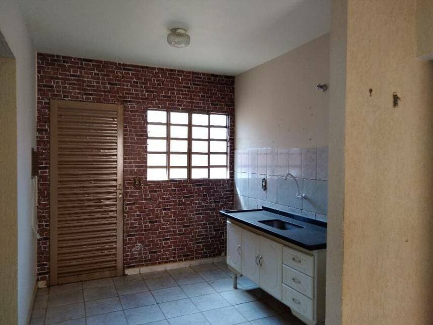 Foto 7 de 15: Casa em leilão em Itirapina - SP — Casa à venda em leilão