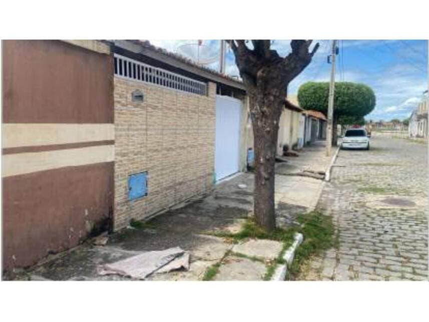 Foto 2 de 14: Casa em leilão em Jaguaribara - CE — Casa à venda em leilão