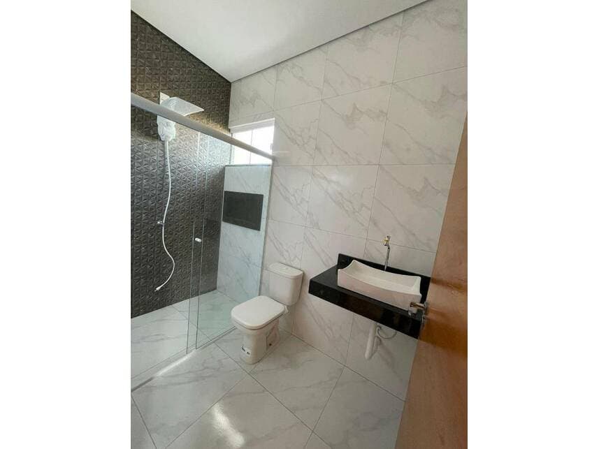 Foto 6 de 12: Casa em leilão em Vilhena - RO — Casa à venda em leilão
