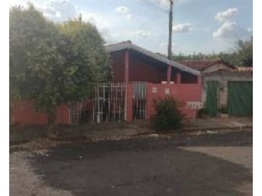 Casa em leilão em Cafelândia - SP — Casa à venda em leilão