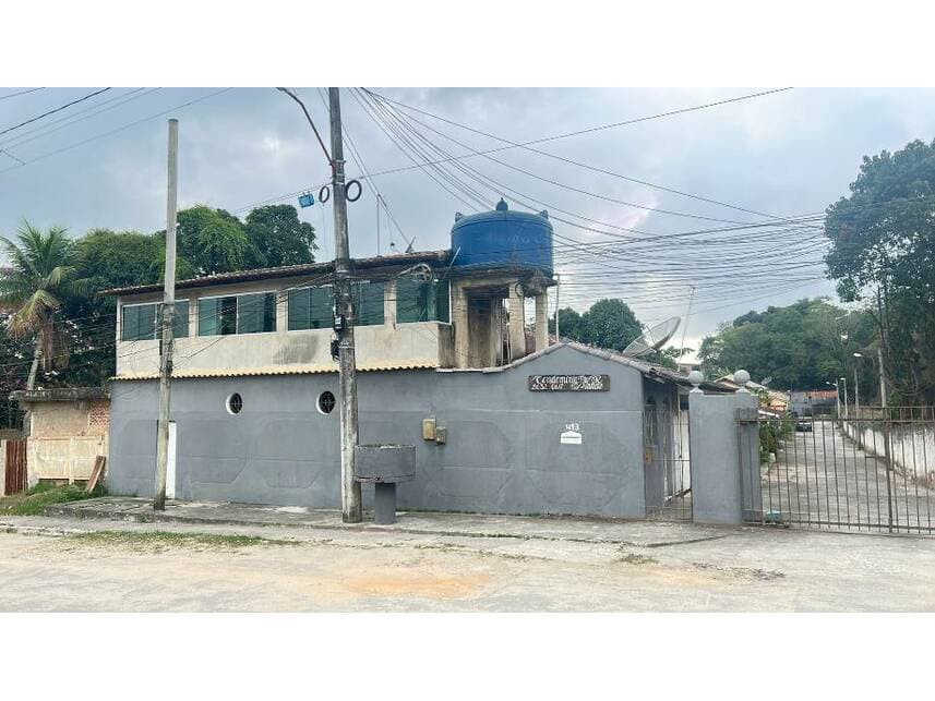 Casa em leilão em Tanguá - RJ — Casa à venda em leilão
