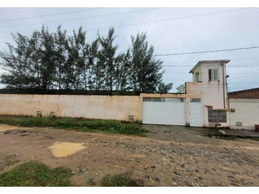 Foto 1 de 4: Casa em leilão em Paracuru - CE — Casa à venda em leilão