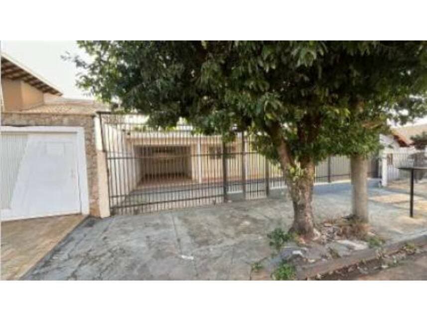 Foto 3 de 4: Casa em leilão em Matão - SP — Casa à venda em leilão