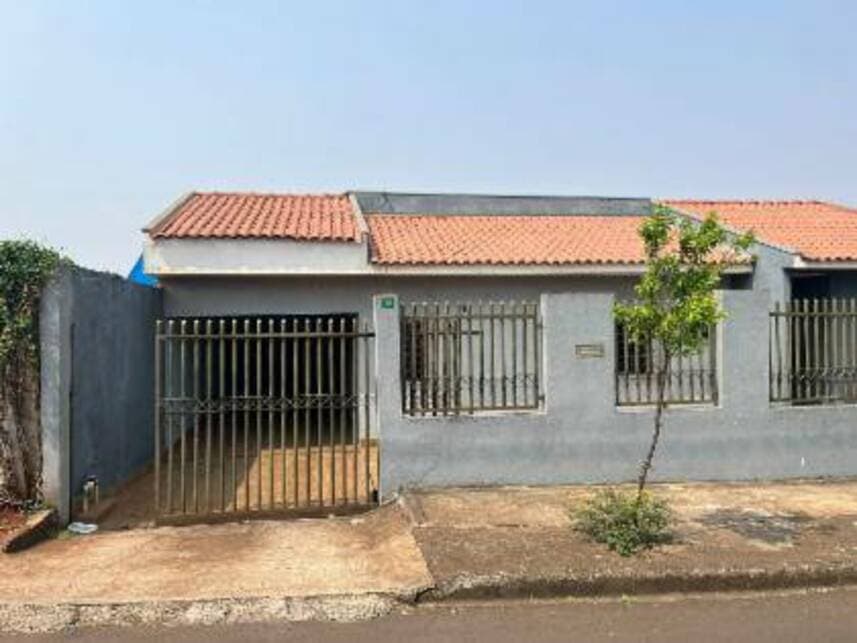 Foto 2 de 26: Casa em leilão em Apucarana - PR — Casa à venda em leilão