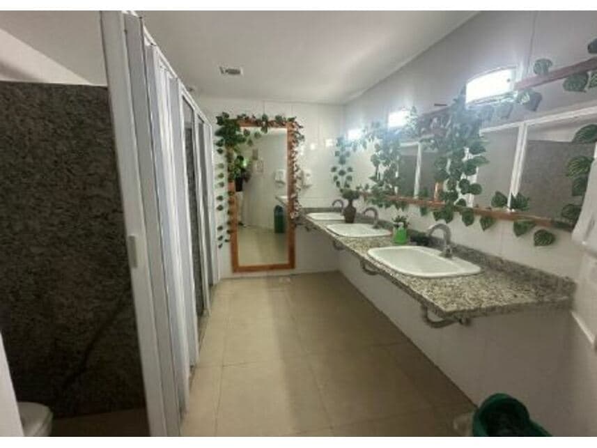 Foto 9 de 36: Comercial em leilão em Arraial Do Cabo - RJ — Prédio Comercial à venda em leilão