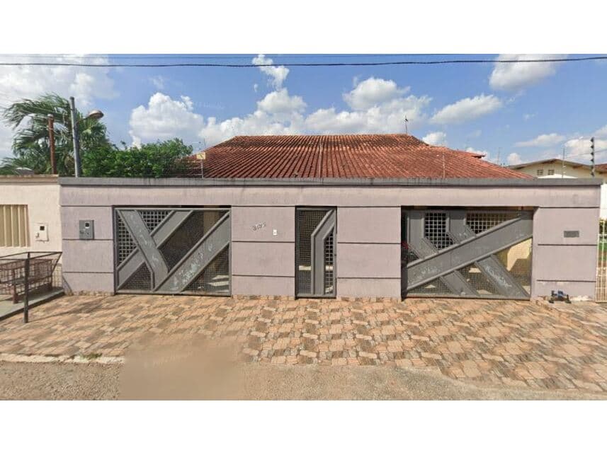 Casa em leilão em Porto Velho - RO — Casa à venda em leilão