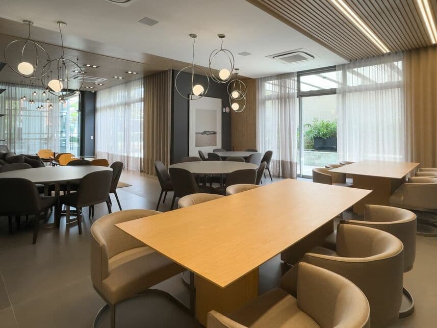 Foto 8 de 14: Apartamento em leilão em Curitiba - PR — Apartamento à venda