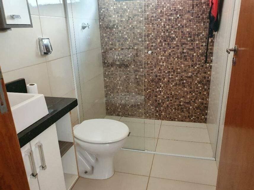 Foto 12 de 19: Casa em leilão em Ourinhos - SP — Casa à venda em leilão